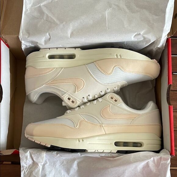 Nike Air Max 1 Sail/Guava Ice USA Women Size 11/UK 8.5/EU 43(DZ2628-111) - Picture 11 of 11